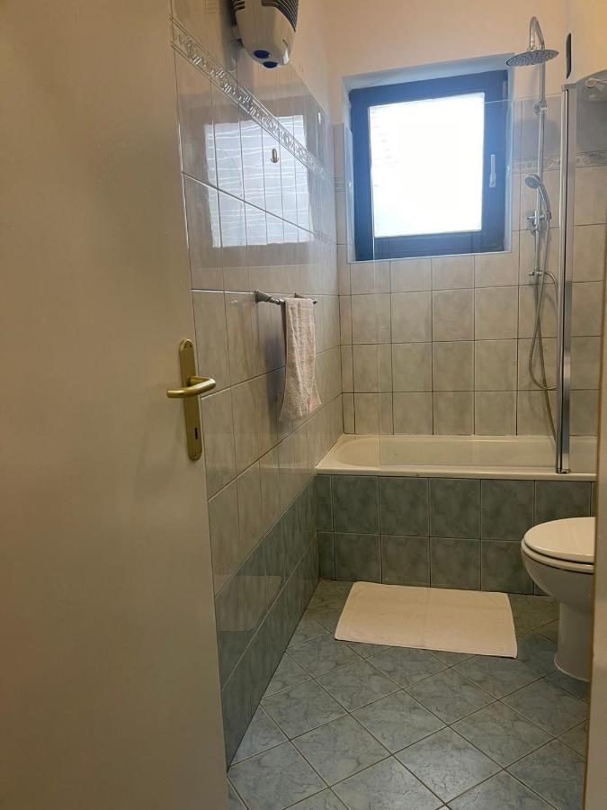 Apartments Lovro Lovran Dış mekan fotoğraf