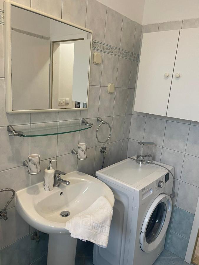 Apartments Lovro Lovran Dış mekan fotoğraf