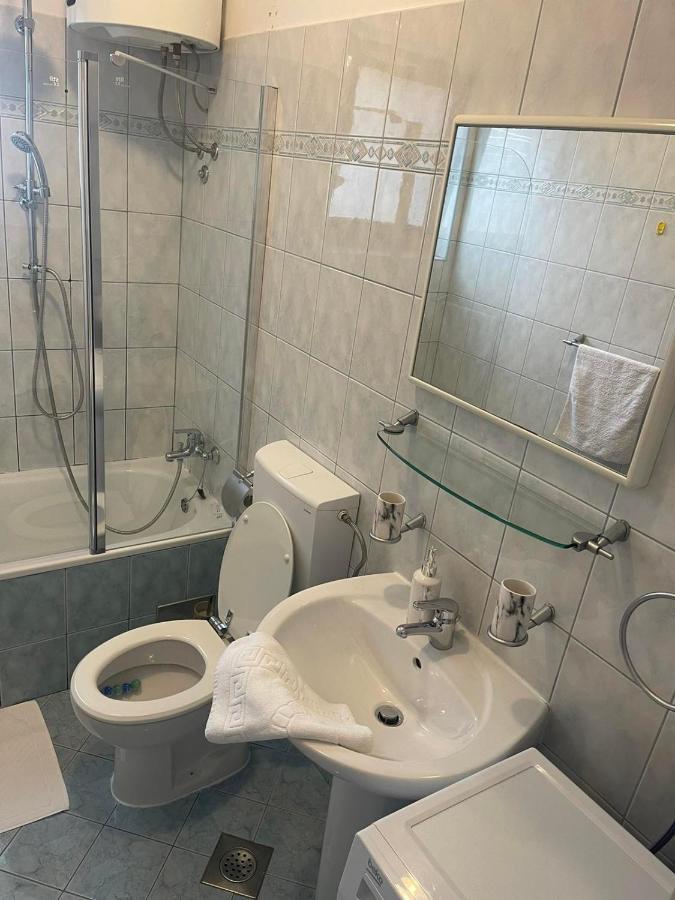 Apartments Lovro Lovran Dış mekan fotoğraf